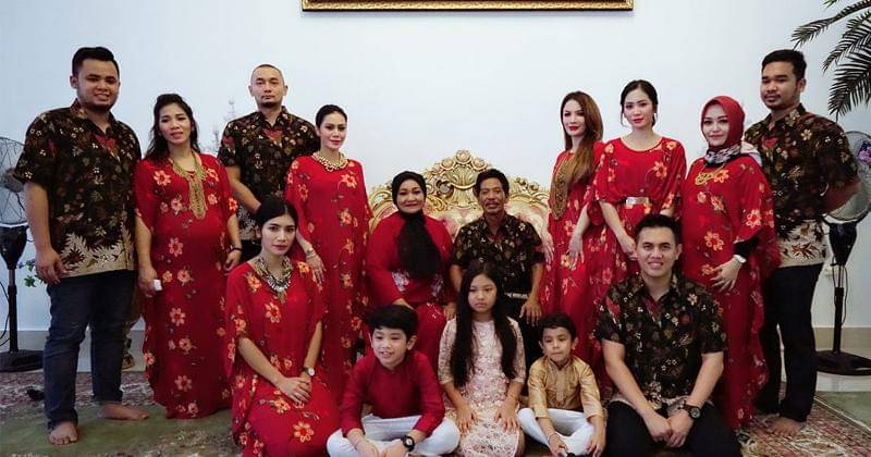 Instagram.com/meitakhoirunisa